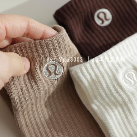 好袜子lu家无差，无缝无骨袜头，厚实毛巾底高筒袜，冬季运动瑜伽地板袜。 商品图3