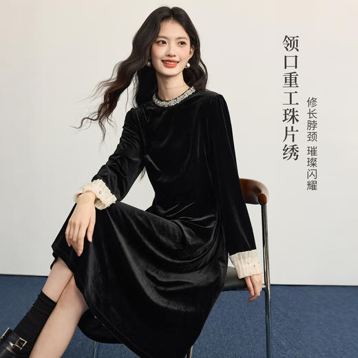 【10/29新品】熙世界法式千金感丝绒连衣裙女2025秋冬新款优雅气质赫本风小黑裙 商品图1