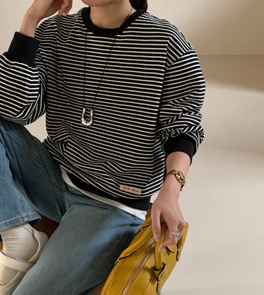 老米优品🎈3-5天。韩代同款《100%棉 高支棉条纹落肩袖卫衣》好品质！秋冬单穿叠搭神器，条纹控大爱！WY251027A 商品图1