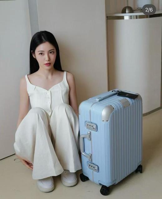 日默瓦 HYBRID 经典条纹百搭 PC 拉杆箱 21寸 男女同款情侣款 天空蓝（GD*MM） 商品图3