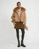 Yves Salomon - DOWN JACKET TECHNICAL FABRIC/FOX - LIEGEOIS - 女装 - 羽绒服 - 卡其色 商品缩略图3