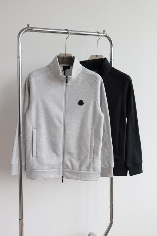 M0nc1er 秋冬立领加绒 饰章拉链外套  WT913 商品图4