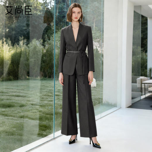 艾尚臣秋冬灰色西装套装女2025新款高级感西服外套时尚名媛两件套 商品图2