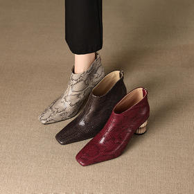 【预售5天】真皮粗跟短靴女秋冬季新款复古高跟单靴时尚百搭蛇纹显瘦女靴MBJR&6978