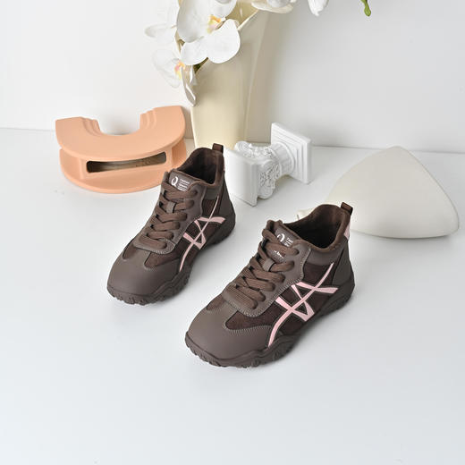 经典鲨2025冬季专柜新品潮流时尚拼色加绒保暖休闲鞋棉鞋女KW296-558051 商品图2