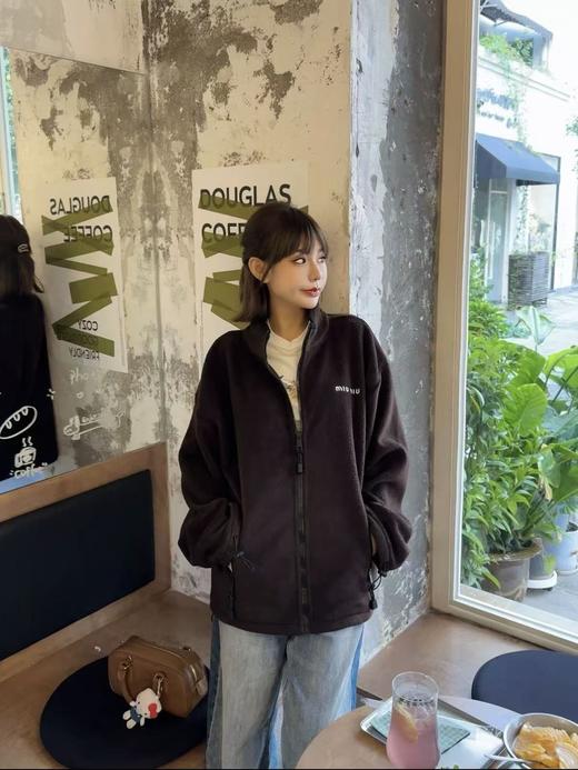 秋冬外套还得是miu！敲好看的棕色摇粒绒外套  情侣款！ 商品图10