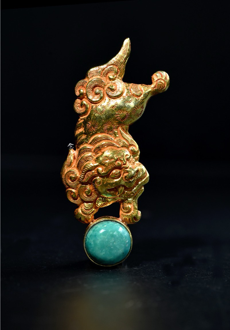 尼泊尔水银鎏金狮子松石胸针吊坠两用