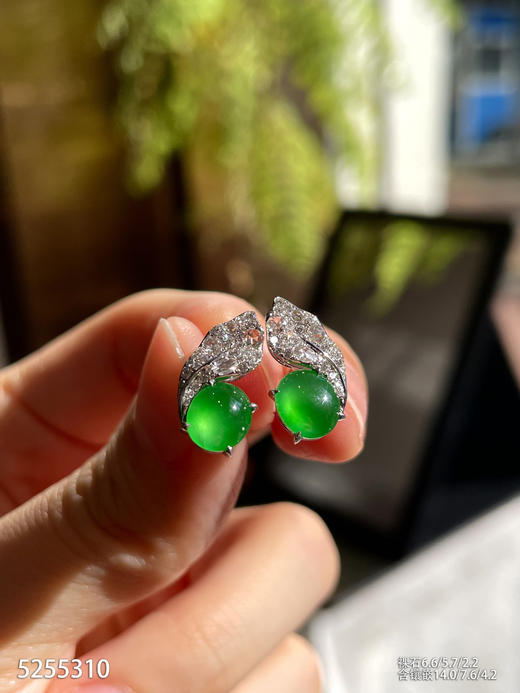 5255310，蛋面耳钉。具体价格微信咨询 商品图2