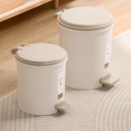 【茶花】简约脚踏垃圾桶踩脚弹盖免手开 商品图8