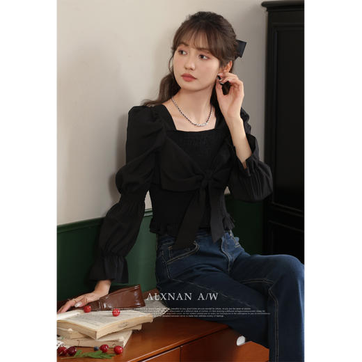 鹿向南「韵律褶皱」法式设计感方领黑色衬衫女秋季蝴蝶结显瘦上衣 商品图2