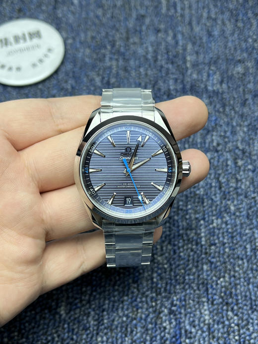 欧米茄VS海马150米系列 柚木蓝 小蓝针 6点位日历 Aqua Terra 150米腕表 8900一体机 男士腕表 表径41mm 商品图1