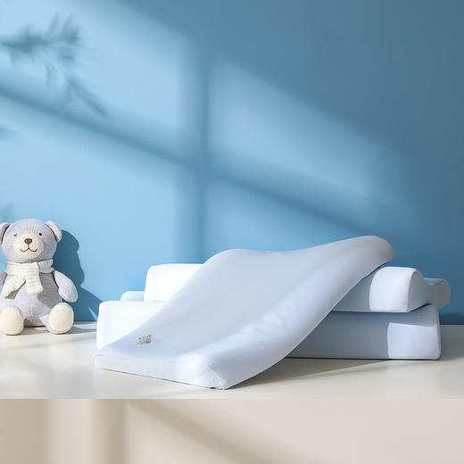 【春上新】10楼 梦洁宝贝 塔拉蕾乳胶枕--小象悠悠 吊牌价1088-1188元/只   活动价799-999元/只 商品图0