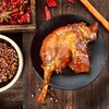【上新】七年五季去皮香辣手撕鸭腿   开袋即食  100g/个 商品缩略图1