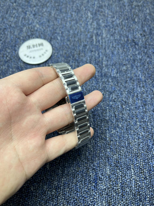 优雅焕新 浪琴新款康卡斯系列 悦动系列 薄荷绿 男士腕表
搭载进口西铁城 商品图6