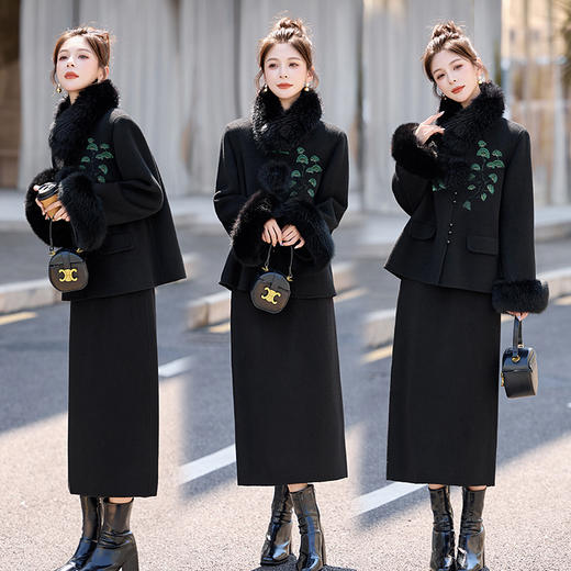 HR ZMFS25917新中式风套装裙气质刺绣立领盘扣呢子外套半身裙两件套 商品图1