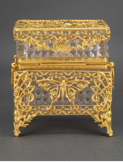 独角鹿西洋古董 19世纪末法国出品新艺术风格蝴蝶花叶主题铜鎏金精雕装饰水晶珍宝盒 商品图1