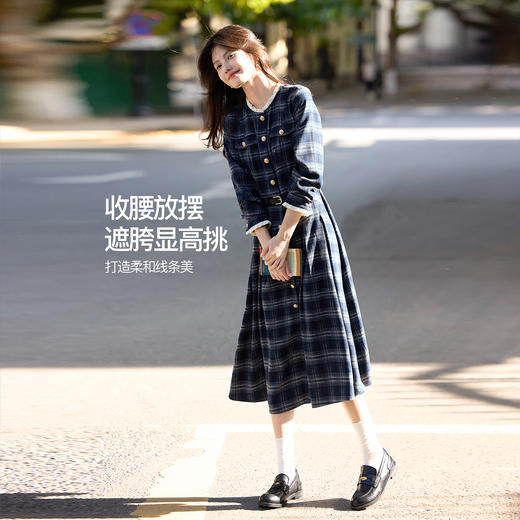 【周末秒杀】熙世界淡人高知小香风花边圆领复古磨毛格子连衣裙女2025秋冬新款 商品图2