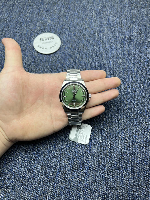 优雅焕新 浪琴新款康卡斯系列 悦动系列 薄荷绿 男士腕表
搭载进口西铁城 商品图8