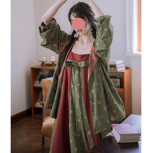 裁缝学苑AS588两面穿唐风圆领袍纸样背带裙汉服外套打版裁剪图纸 商品图5