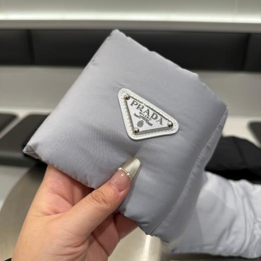 G601冬季保暖又时尚，Pr@da珍珠棉围脖 商品图2