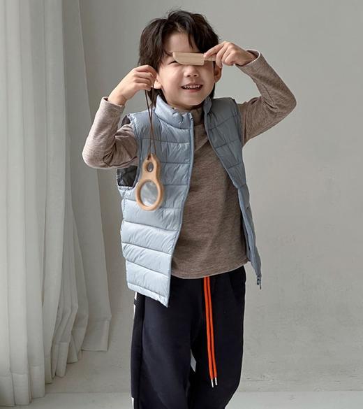 老米优品🎈 秋冬bi备！8色入！《儿童轻薄款羽绒马甲》  男女中大童保暖坎肩宝宝背心 110-170 商品图11