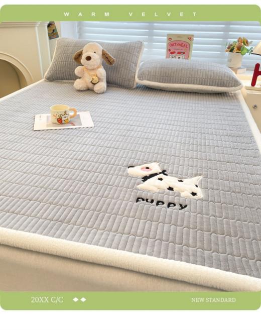 💕双十一福利提前开抢【 A类新棉绒夹棉床褥宝宝牛奶绒刺绣床垫】当沙发毯，💥随时随地享受舒适!柔暖牛奶绒大豆床护垫”暖意绒绒 里外呵护❗ 商品图4