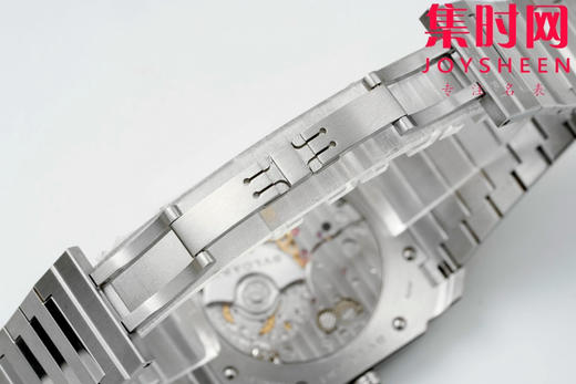 BV宝格丽Octo Finissimo是OCTO系列男士腕表中非常受欢迎的表款，以超薄而闻名 商品图7