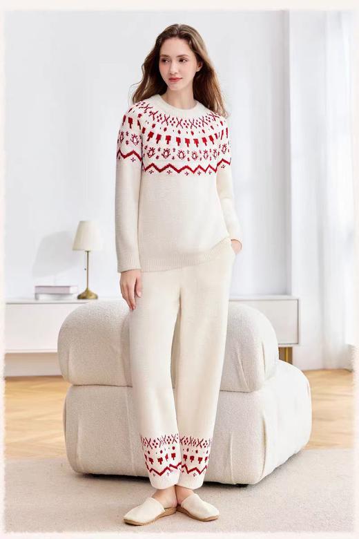 南方必入软绵绵费尔岛圆领保暖舒适睡衣家居服套装 商品图1