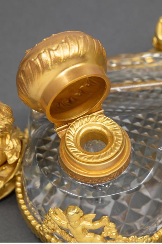 独角鹿西洋古董 19世纪末法国出品路易十五风格小天使主题铜鎏金精雕装饰水晶墨水瓶 商品图2