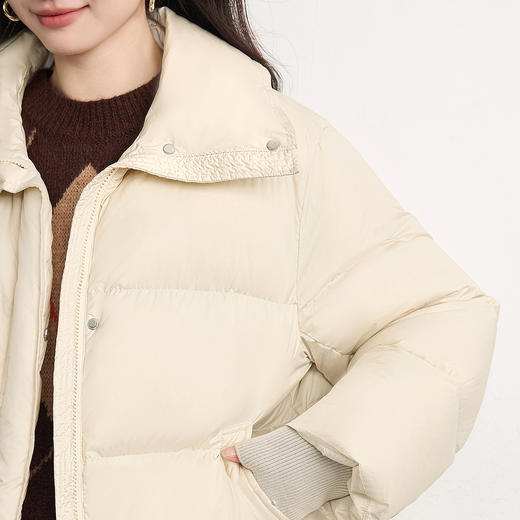 【年货节】熙世界雪宝速暖白鸭绒羽绒服女冬季2025新款保暖立领面包服短外套 商品图4