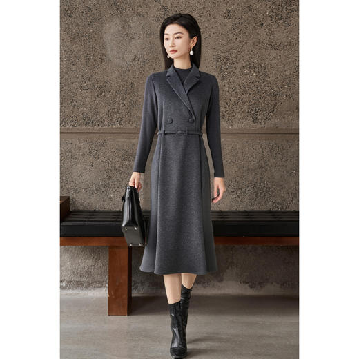 羊毛羊绒背心连衣裙 手感软糯 上身锁温 优雅通勤极简 米思阳2025冬季新款无袖西装领鱼尾背心裙5161 商品图7