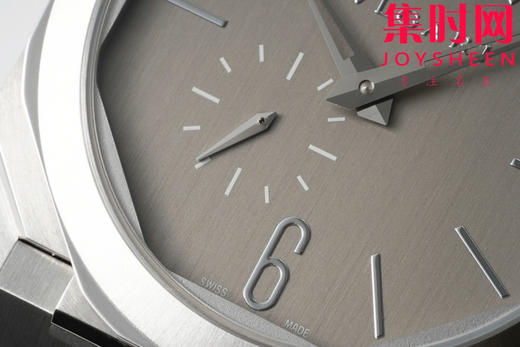 BV宝格丽Octo Finissimo是OCTO系列男士腕表中非常受欢迎的表款，以超薄而闻名 商品图3