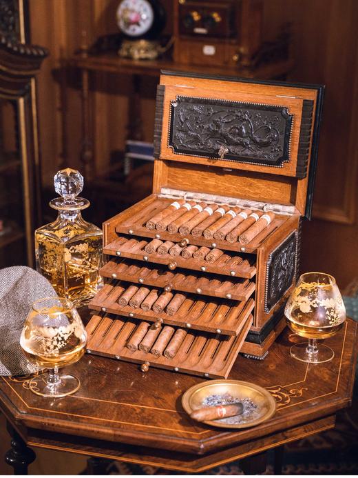 【已售】独角鹿西洋古董 19世纪欧洲出品林中兽鸟主题铸铁精雕镶嵌多层硬木雪茄盒 商品图0