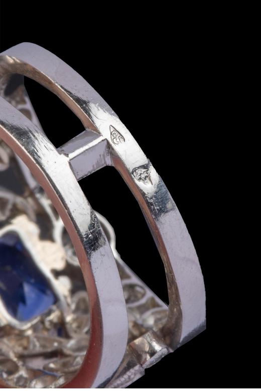 独角鹿西洋古董 20世纪晚期法国出品自然花叶主题铂金镶嵌蓝宝石及钻石戒指 商品图4