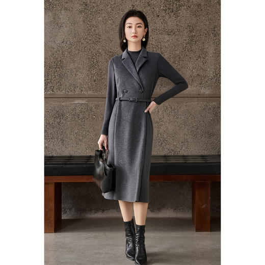 羊毛羊绒背心连衣裙 手感软糯 上身锁温 优雅通勤极简 米思阳2025冬季新款无袖西装领鱼尾背心裙5161 商品图0