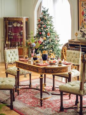 独角鹿西洋古董 19世纪法国出品路易十六风格铜鎏金精雕装饰繁花奖杯纹细木镶嵌中央桌