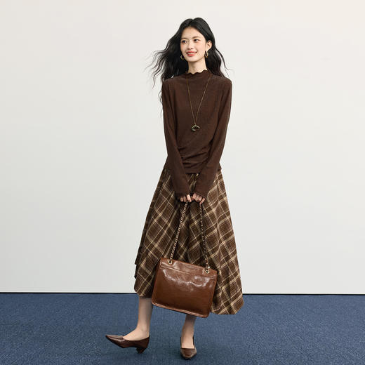 【周末秒杀】熙世界「璀璨星河瘦瘦T」撒银针织T恤女长袖秋冬季内搭修身打底衫 商品图1