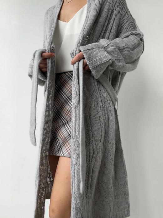 TU｜C05AW24-KW10- 针织绞花中长开衫 [ BK00黑 / GY00灰] 商品图1