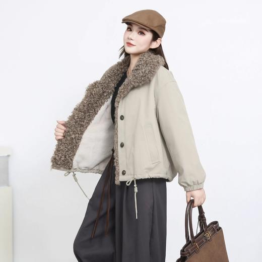 VVFUSHI  短款外套 商品图1