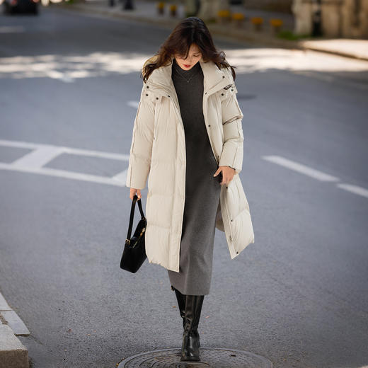 【10/29新品】熙世界格雷轻熟风直筒针织连衣裙女冬2025新款纯色半高领毛衣长裙 商品图3