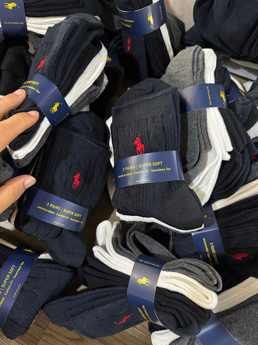 小马の原厂！4双装の极简运动袜中筒袜棉袜男袜子 商品图0