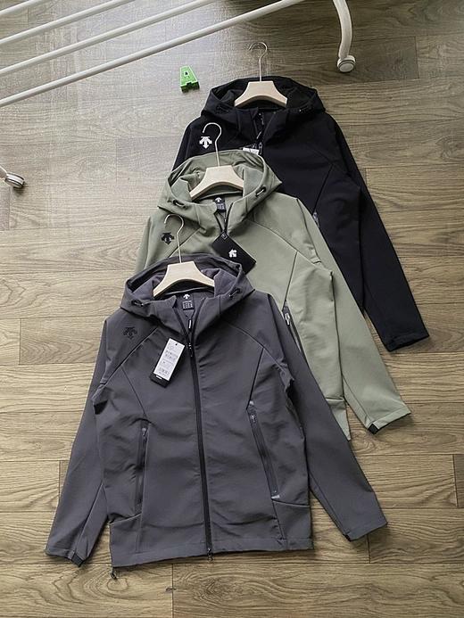 迪桑特男子秋冬季软壳加绒连帽软壳冲锋衣外套 商品图3