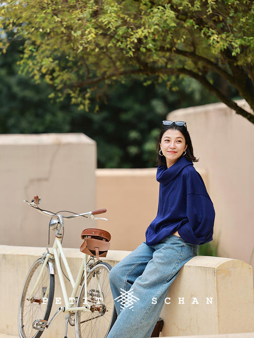 PETIT SCHAN小闪 CLO#937 Engrossed in 沉迷 澳洲超细美利诺羊毛堆堆领设计款套头上衣 商品图2