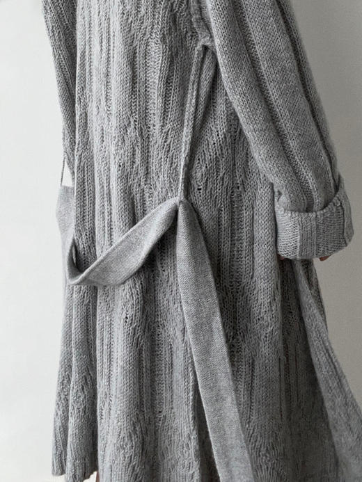 TU｜C05AW24-KW10- 针织绞花中长开衫 [ BK00黑 / GY00灰] 商品图3