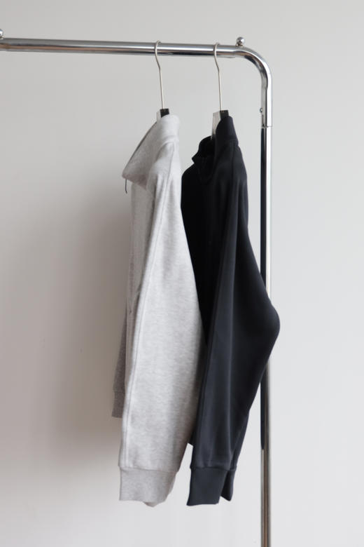 M0nc1er 秋冬立领加绒 饰章拉链外套  WT913 商品图5