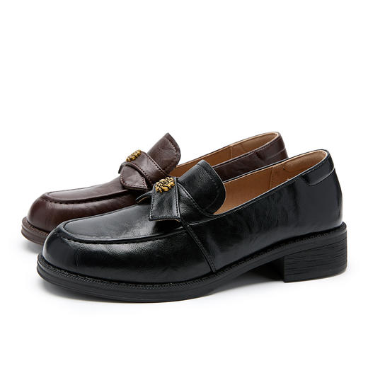 西遇复古乐福鞋女新款秋季法式老钱风粗跟单鞋子山茶花小皮鞋V0057228 商品图4