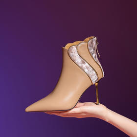 【预售5天】设计师款真皮拼接马毛气质高跟时装靴秋冬新款尖头细跟百搭短靴女XC&S298