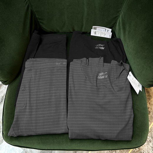 官网1800+ 爱家80S莫代尔暗纹高弹修身男士秋衣秋裤 裸感无痕随心裁保暖内衣套装 商品图4