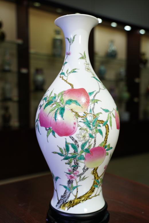 仿清雍正粉彩福寿纹橄榄瓶 商品图0