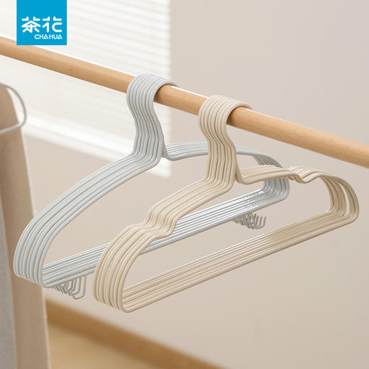 【茶花】浸粉加粗护肩无痕衣架8只 商品图0